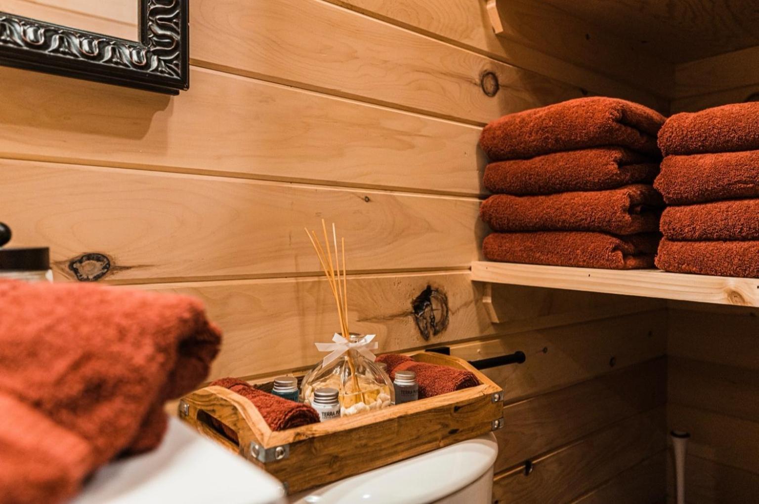 Moonlight Treehouse At Belgrade Hospitality Villa Ngoại thất bức ảnh